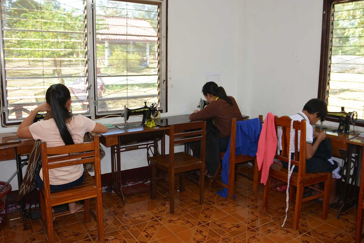 Laos Berufsbildung Schneiderei