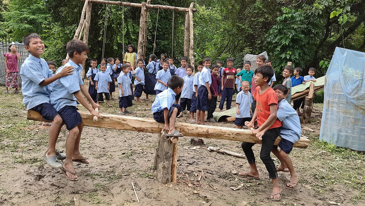 Bangladesch Spielplatz Dorfschule Bangladesch Spielplatz Dorfschule