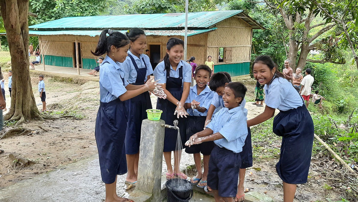Bangladesch Dorfschule Wasserversorgung