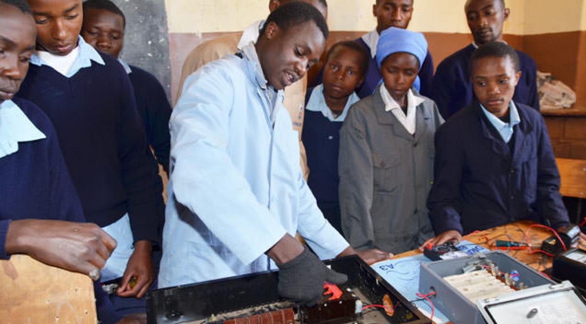 Berufkurs Elektriker, Molo Berufsschule, Distrikt Nakuru North, Kenia