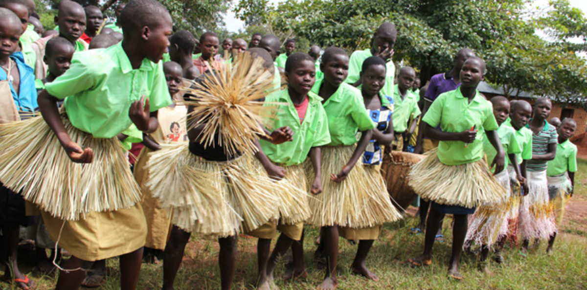 Schulfeier in Uganda.