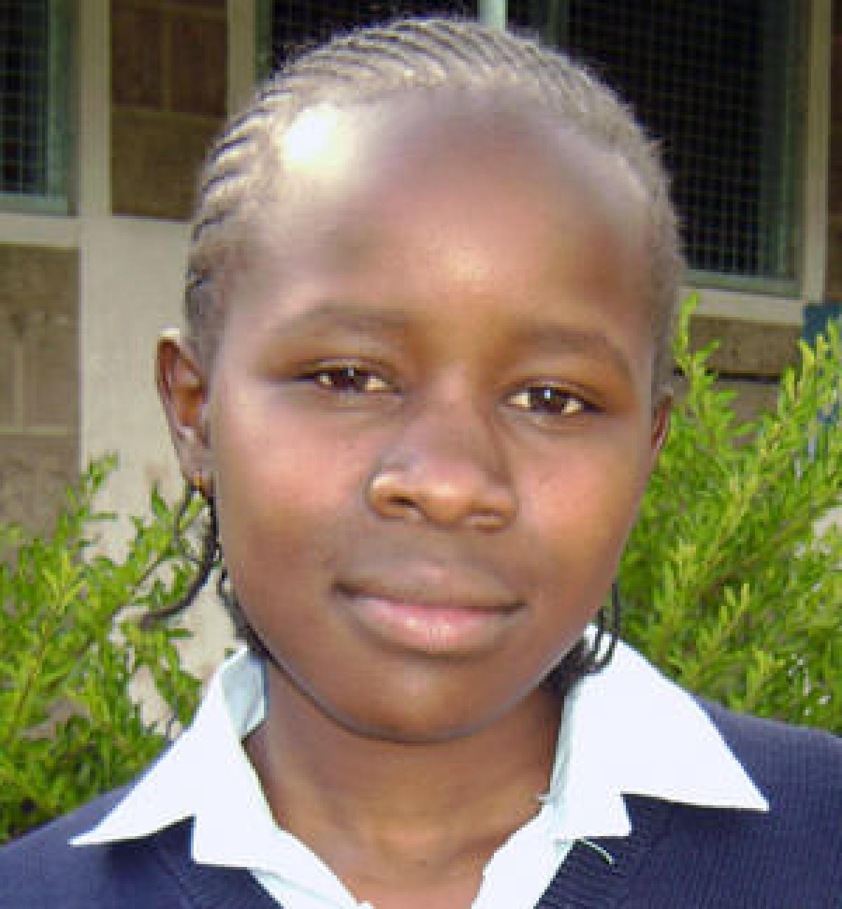 Anne, Schneiderei-Lehrling, Berufskurs Kenia