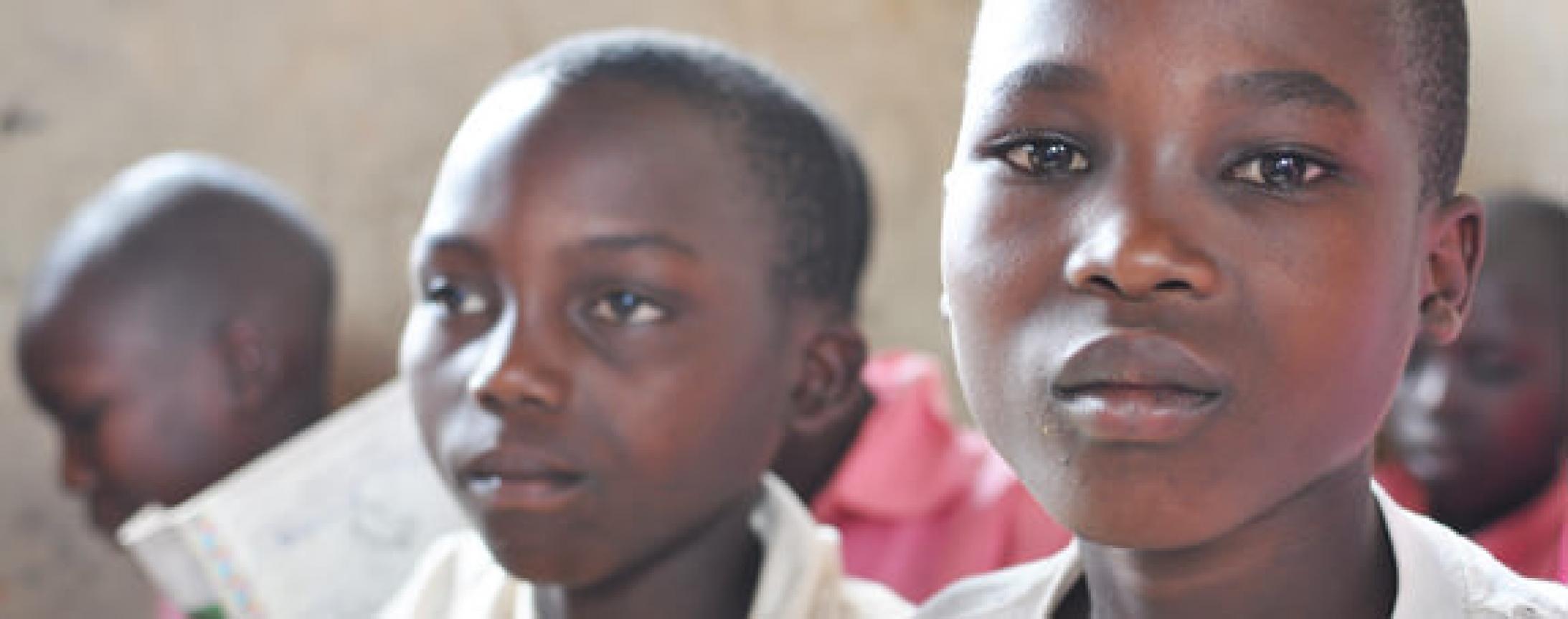 Bildung fÃ¼r alle: Schulkind in Uganda