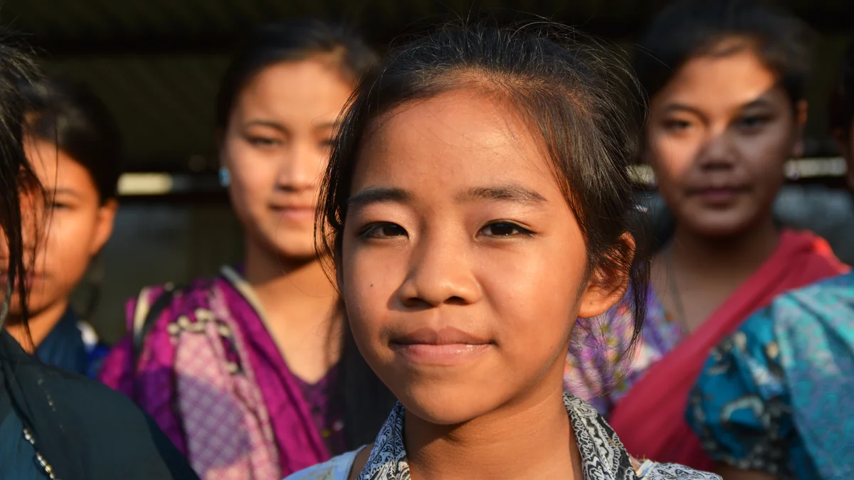 Spenden Schülerinnen Bangladesch