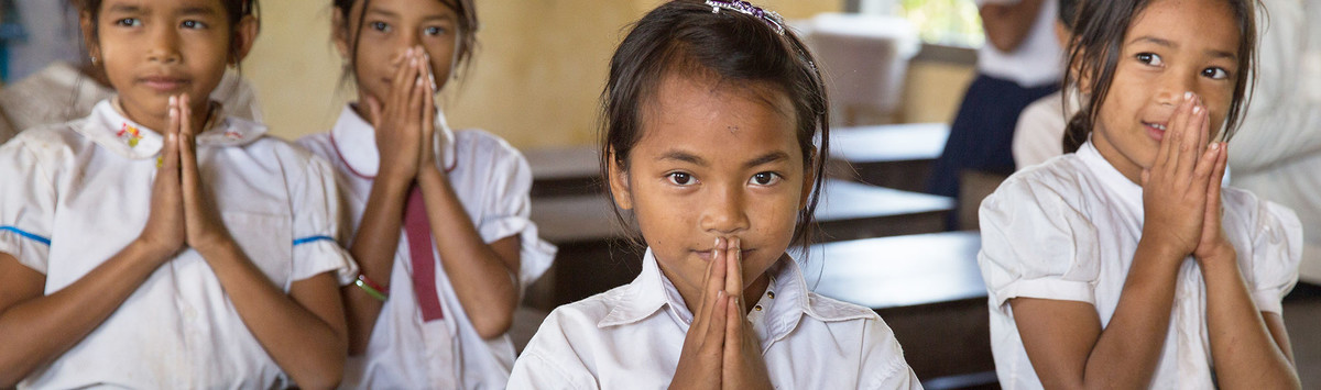 Vier Schulkinder Kambodscha Danke
