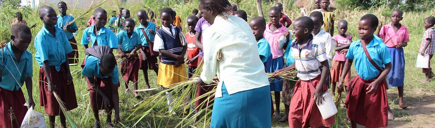 Umweltbildung Uganda Schulklasse