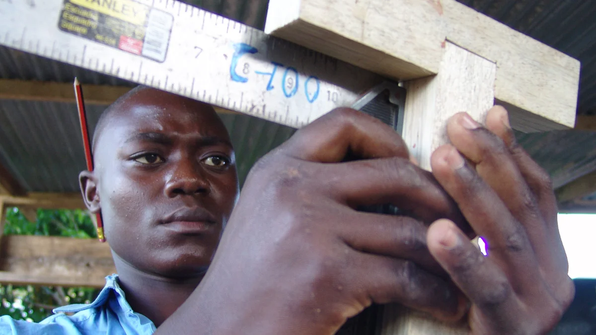 Berufsbildung Schreinerei Mukono Uganda