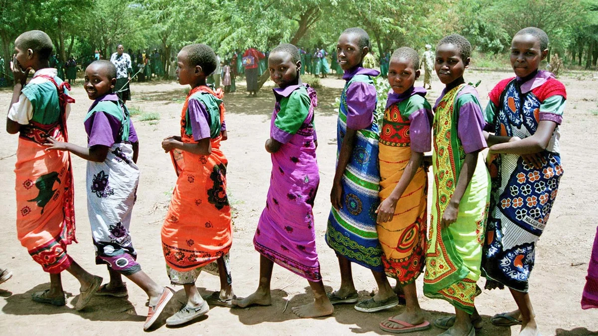 Kenia Schülerinnen Gruppe